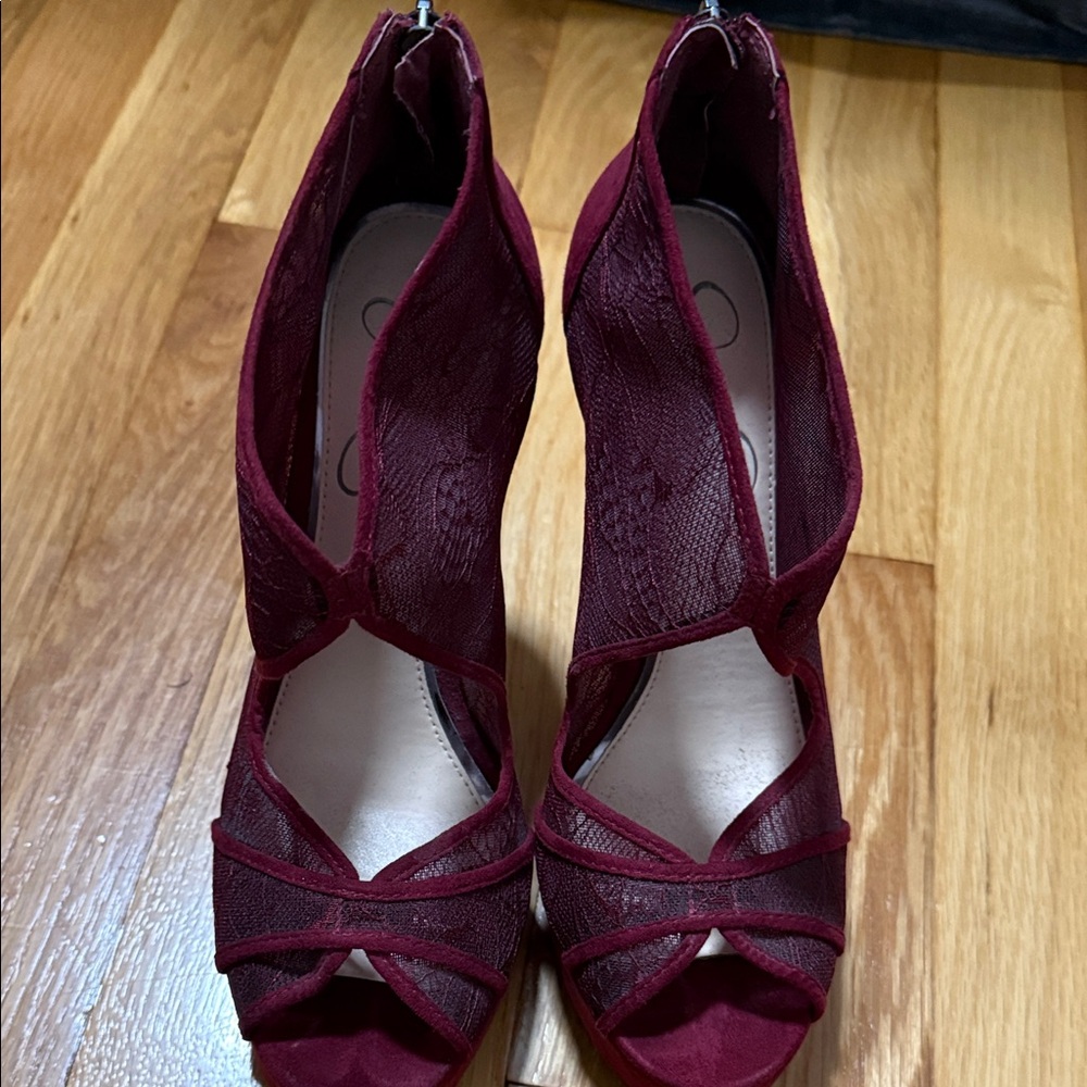 Jessica Simpson Burgundy Lace Peep-Toe Heels
